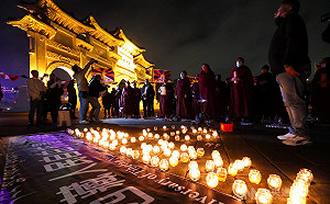 范雲：參加西藏抗暴紀念 中國五毛群起騷擾