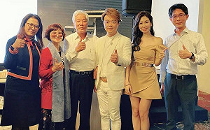 翁立友消瘦一圈下巴變尖!神隱一個月現身開唱