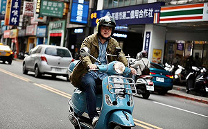 林右昌今晚騎偉士牌挑戰台灣切西瓜 24小時不斷電行銷基隆