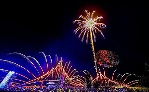 限量8場!2021澎湖花火節攜手熊大兔兔一起萌翻夜空