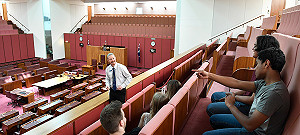 縮了?澳洲議會否決維吾爾族法案  拒給中國貼「種族滅絕」標籤