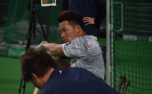 日職/大王回來了!王柏融賽前回火腿一軍