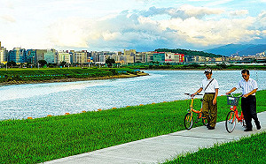 騎單車玩AR!跑遍全台40處打卡集章找喔熊可抽5萬現金