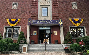 有那麼嚴重嗎?紐約非裔男童疑因寫錯作業 被白人校長要求下跪道歉