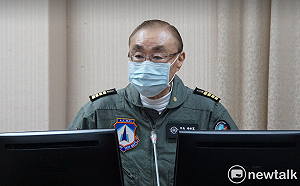 功過由後人判斷  馮世寬:蔣中正銅像不會講話、走路