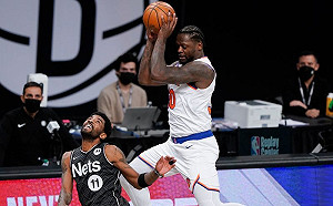 NBA/被76人罰球絕殺比賽 尼克球員氣瘋:吹判太荒謬了(影)