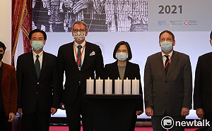 紀念猶太大屠殺 蔡英文:攜手對抗威權、民粹及極端主義
