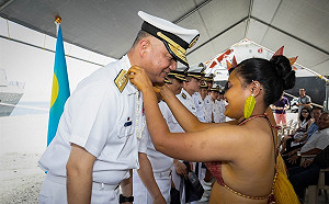 帛琉總統訪台/友誼檳榔 串起海軍敦睦艦隊官兵與帛琉情緣