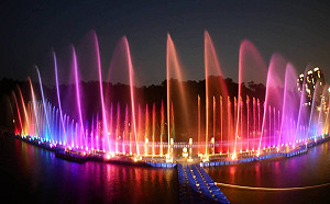 碧潭花舞水舞秀3/27夢幻登場    360度環境劇場幸福又浪漫