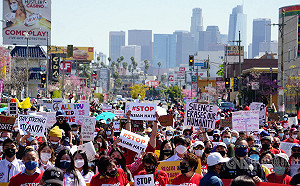洛杉磯亞裔示威 台僑：30年來首見亞裔大團結
