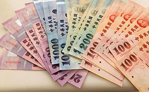 不跟爸媽拿錢！女學生存款逼近百萬