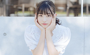 從小戴助聽器！正向女孩積極生活