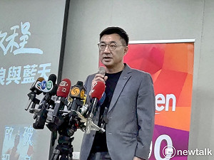 疫苗到位牛步疑點多 江啟臣嗆：蔡英文還藏了多少秘密