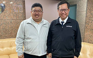 （影）蔡易餘體重破百被下減肥令!蔡英文笑：3個月內未成功開除黨籍