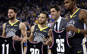 NBA／詹皇傳在明星賽時招募Curry　勇士總管對此不擔心