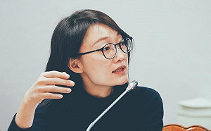 （影）霧茫茫不代表空汙嚴重? 藍委質疑：高雄人的肺比較不值錢？