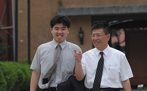 「立院玄彬」躺著也中槍?  王丹發憤減肥越過「蔡易餘障礙」