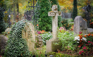 清明祭祖要當心！「5水果」千萬別碰　命理師：易招靈體