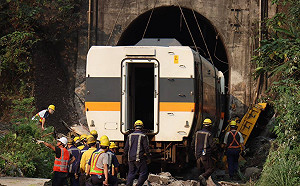 太魯閣號事故調查報告呢？王婉諭：改革口號聽在家屬耳裡只剩諷刺