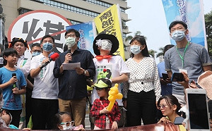 回應環團反空汙訴求 陳其邁承諾燃煤機組不准設置並加速除役