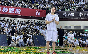 家人一聲辛苦了　讓田壘坦言差點哭