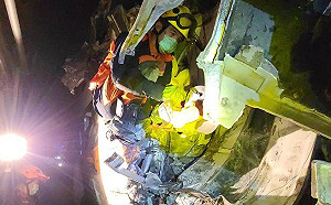 太魯閣號出軌》最新搶修進度！台鐵：損傷最重第8車預計半夜開拖