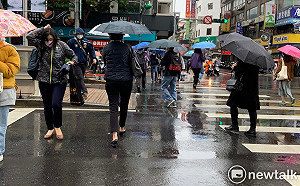 東北季風週四報到！鄭明典曝：山區有降雨訊號