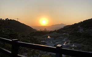 靄靄白煙如仙境！走進空靈秘境北投山村聚落