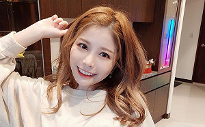 正妹網紅IG大曬17歲嫩照！網友直呼：太可愛了