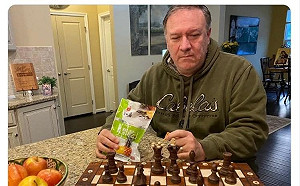 為響應蓬佩奧愛自由與台灣行動  張宇韶:今晚我想來點台南鳳梨果乾