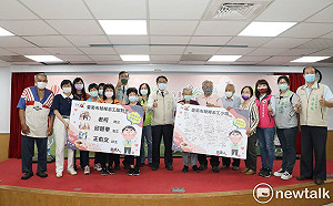 啟動睦鄰志工計畫 黃偉哲感謝251民間單位守護獨居長者