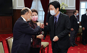 賴清德接見觀護協會 難得跟舅舅童永在總統府同框