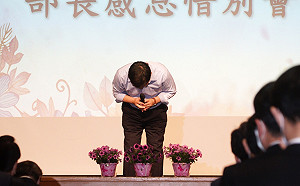 (影)部長任內最後po文！林佳龍：請原諒，請安息，如果可以盼祢守護