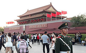 金融時報：大批被逐外籍記者轉駐台 中國搬石頭砸自己腳