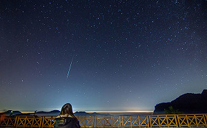 天琴座流星雨22日凌晨大爆發  最佳觀星點在嘉義