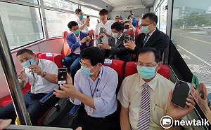下車免按鈴!研究生開發零接觸APP 中市400輛公車搶先上路