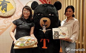 喔熊賣台灣嚇嚇叫  現身有春茶館狂嗑滷肉飯配珍奶