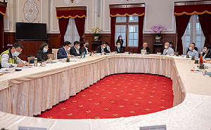 接見環團代表 總統：將在三接和藻礁尋求最大共識