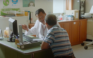 食道癌患者9成以上為男性！國健署：吸菸、嚼檳榔、飲酒增風險