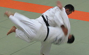 7歲男童學柔道疑似遭不當訓練 送醫昏迷命危