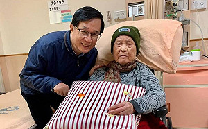 母親節前夕 陳水扁發布百日追思文表達思念扁媽之情