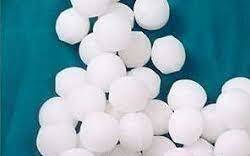 白天黑夜不停的吸樟腦可對抗新冠肺炎? 印媒斥 : 被瘋傳的假消息