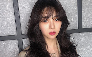 珉娥再po自殘傷照！血流滿地粉絲嚇壞：拜託別做傻事