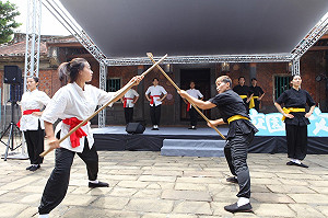 新北文化資產教育前進校園   林家花園看古裝版「西城故事」