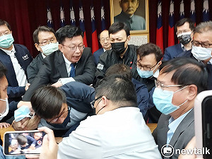 會計法修法衝突下送出委員會 時力譴責：籲執政黨懸崖勒馬