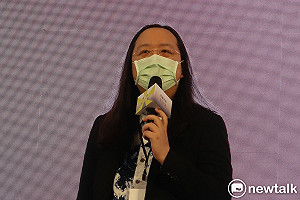 終結手寫、掃碼亂象 政院19日推「簡訊實聯制」系統