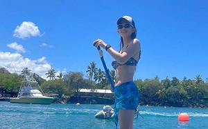 比爾蓋茲離婚都是為了她? 中國籍美女翻譯撇清 美網民批: 臥底的「間諜」