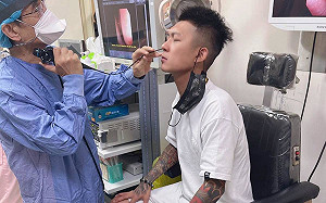 癌變前兆!鳳梨聲帶長白斑不得已取消工作:心情極度惡化