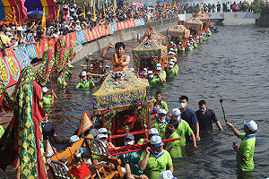 183年歷史  嘉縣布袋鎮新塭嘉應廟衝水路迎客王
