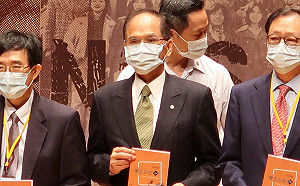 游錫堃自責當年來不及通過 傅正起草的民進黨創黨宣言